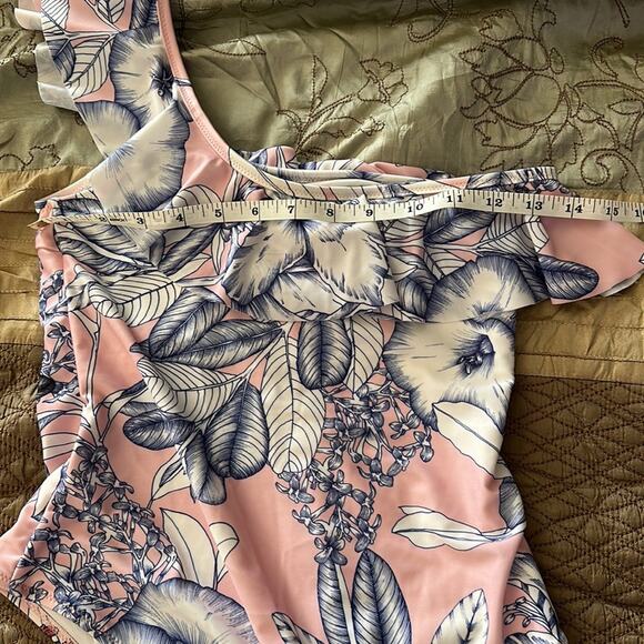 Mink Pink |  MOD CLOTH one piece one shoulder swimming suit Size S - Picture 10 of 12